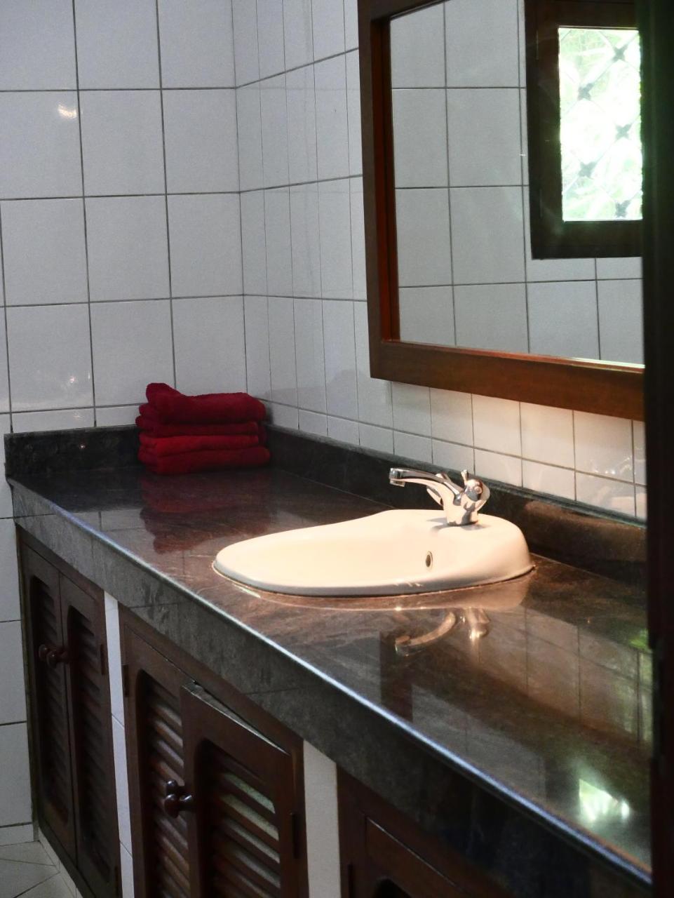 Diani Cottages 디아니 해변 외부 사진